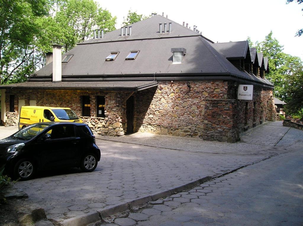 Hotel Podzamcze Tarnów Dış mekan fotoğraf