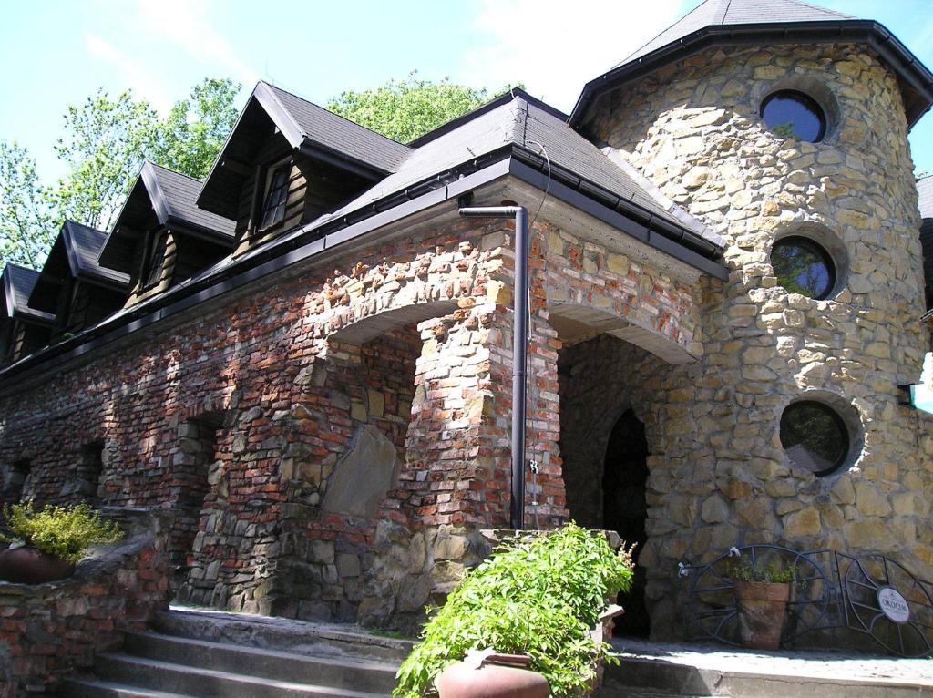Hotel Podzamcze Tarnów Dış mekan fotoğraf