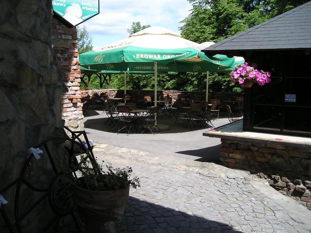 Hotel Podzamcze Tarnów Dış mekan fotoğraf