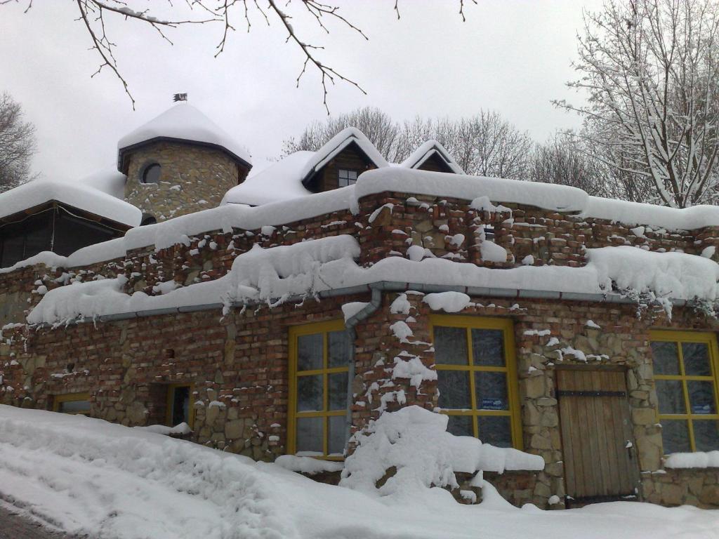 Hotel Podzamcze Tarnów Dış mekan fotoğraf