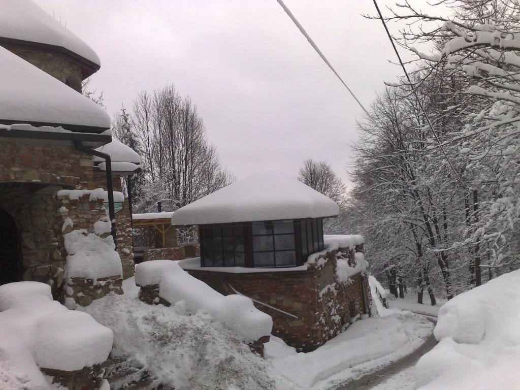 Hotel Podzamcze Tarnów Dış mekan fotoğraf