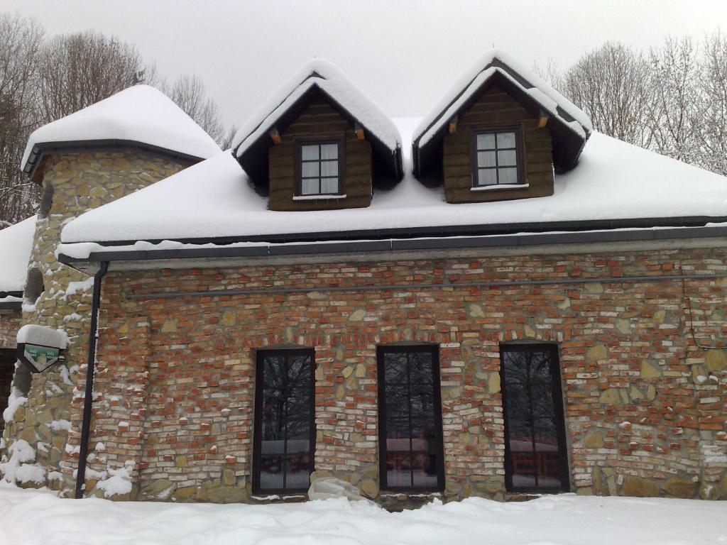 Hotel Podzamcze Tarnów Dış mekan fotoğraf