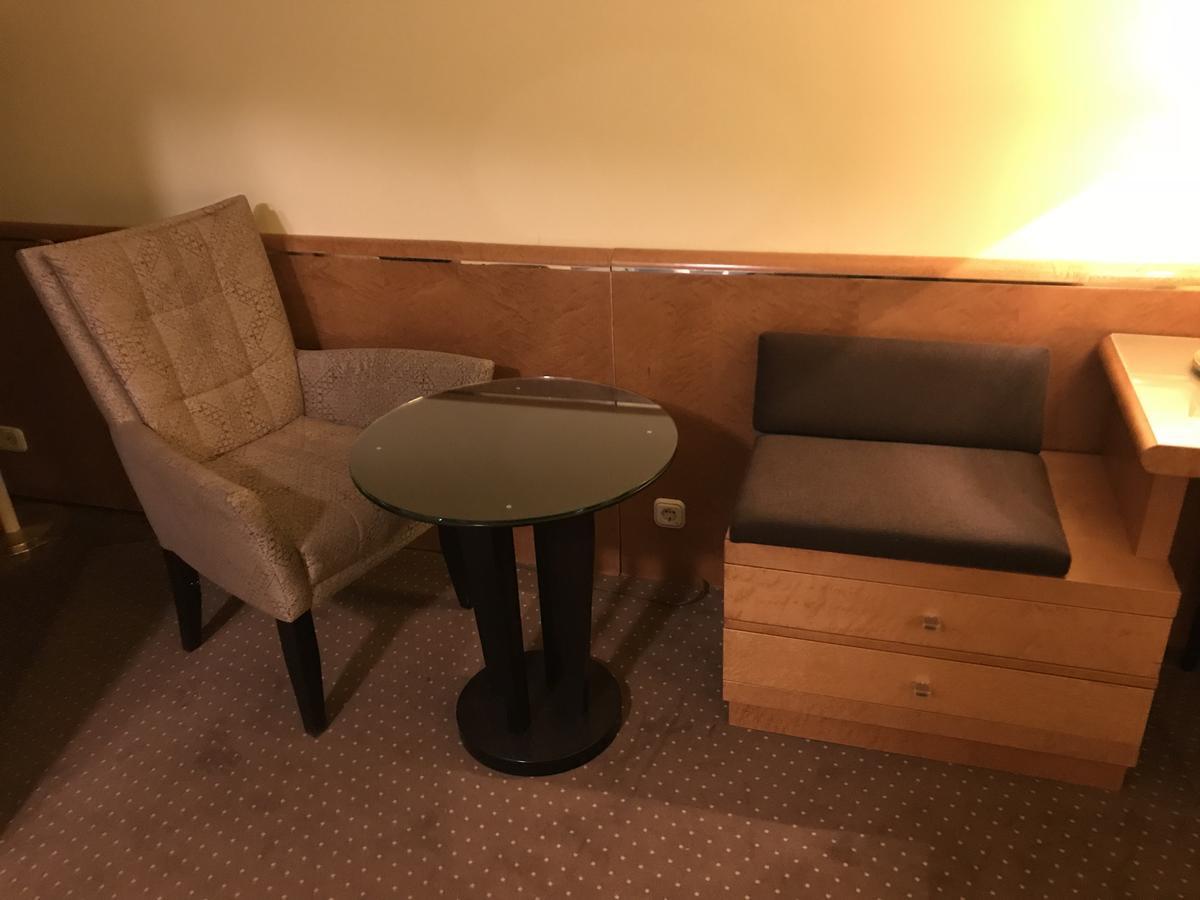 Hotel Podzamcze Tarnów Dış mekan fotoğraf
